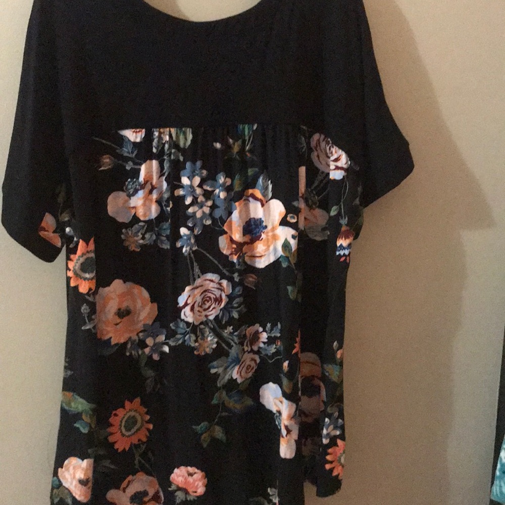 Ava & Viv High low dolman shirt